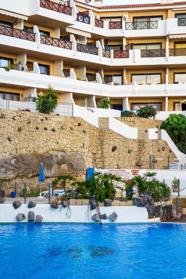 Forest Flat - Big Heated Pool, Terrace, Tv Channels, Golf Courses San Miguel de Abona Bagian luar foto